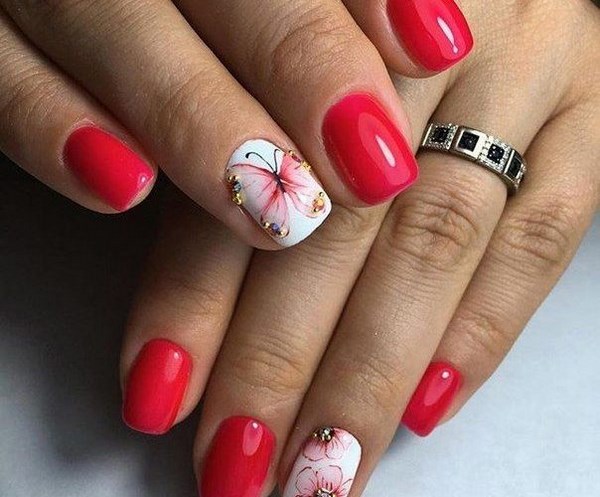 Belle manucure rouge 2025-2026 - photos, idées de manucure rouge