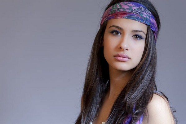 Bandeaux à la mode pour 2025-2026: photo