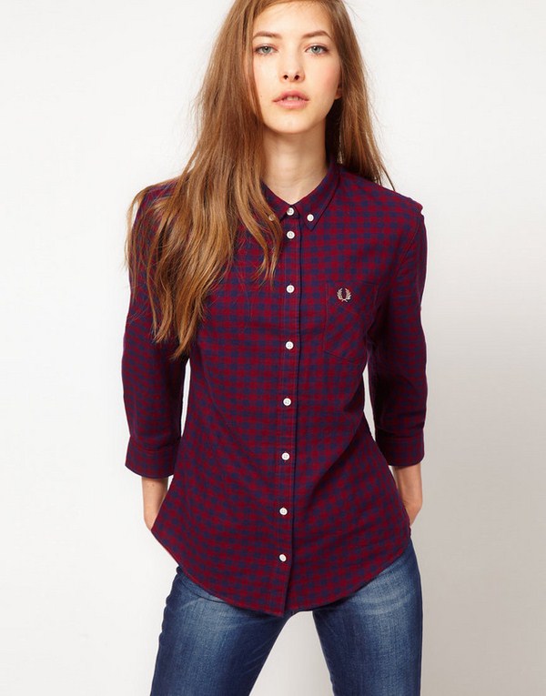 Chemises élégantes pour femmes 2025-2026: photos