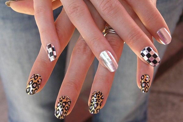 Délicieuse manucure miroir 2025-2026: photos, idées de manucure miroir