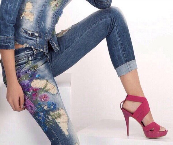 Jeans à la mode 2025-2026, photo, actualités