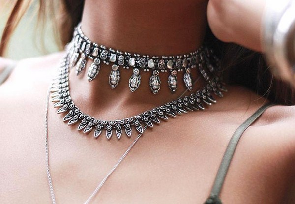 Les bijoux les plus à la mode pour les femmes 2025-2026 - photos, idées, tendances