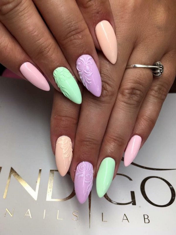 Manucure pour ongles pointus 2025-2026: photos, idées, nouveautés