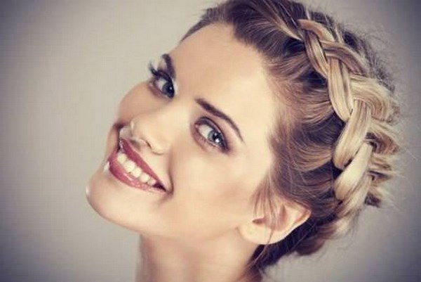 Coiffures originales avec tissage 2025-2026, photos, idées