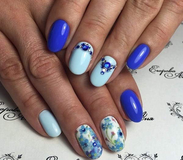 Dessins originaux sur ongles 2025-2026: photos, actualités, idées de dessins sur ongles