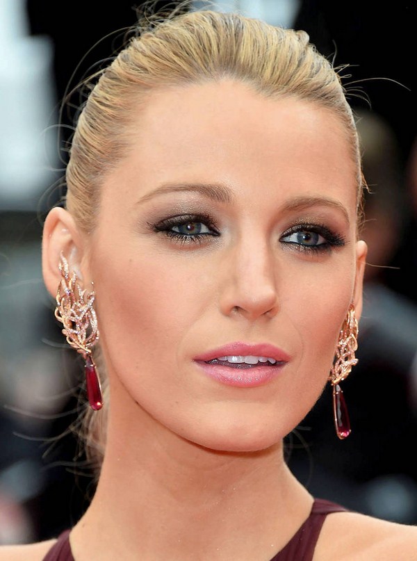 Les bijoux les plus à la mode pour les femmes 2025-2026 - photos, idées, tendances