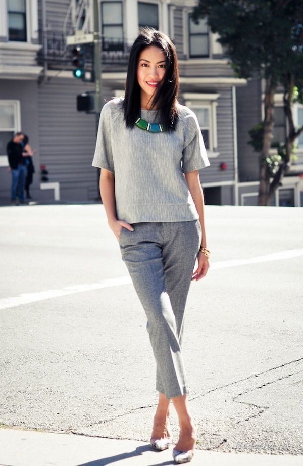 Pantalon élégant et à la mode pour les femmes 2025-2026 - photos, tendances de la mode des pantalons