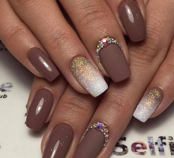 Manucure d'automne à la mode 2025-2026: photos, idées de manucure d'automne