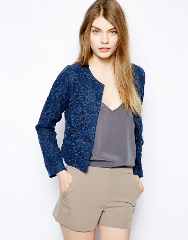 Vestes élégantes 2025-2026 - photos, actualités, tendances