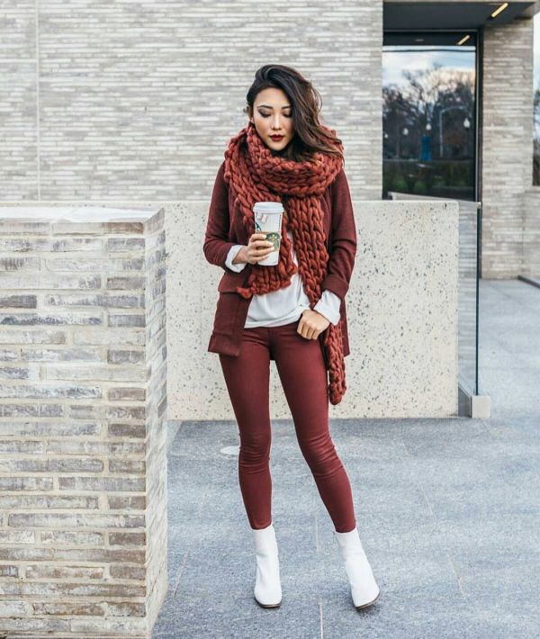 Comment porter un foulard: un look à la mode avec un foulard 2025-2026 - photo