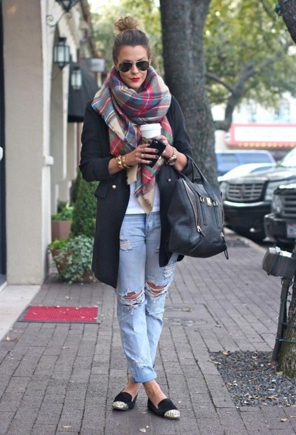 Comment porter un foulard: un look à la mode avec un foulard 2025-2026 - photo