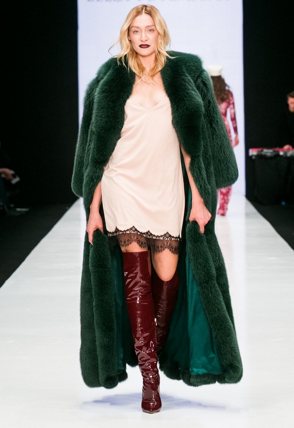 Quels manteaux de fourrure sont à la mode cette saison: les manteaux de fourrure les plus luxueux de 2025-2026?