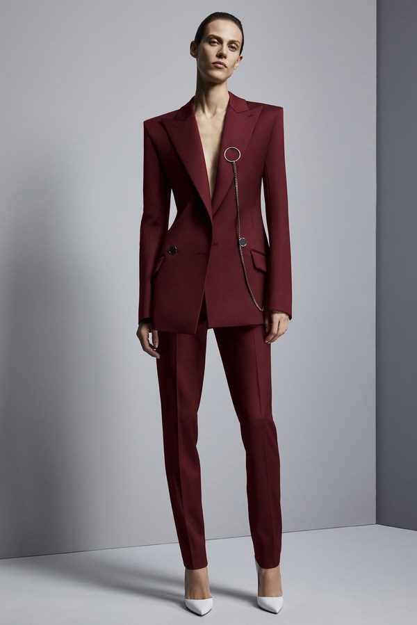 Mode de bureau et style d'affaires des vêtements 2025-2026: vêtements d'affaires élégants