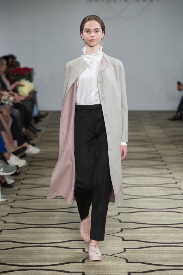 Mode de bureau et style d'affaires des vêtements 2025-2026: vêtements d'affaires élégants