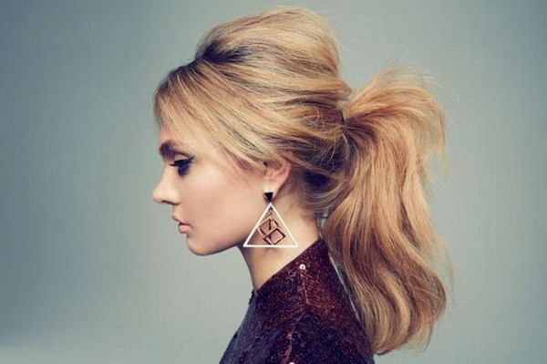 Coiffure élégante en queue de cheval: les meilleurs exemples et idées de coiffures en queue de cheval - photo