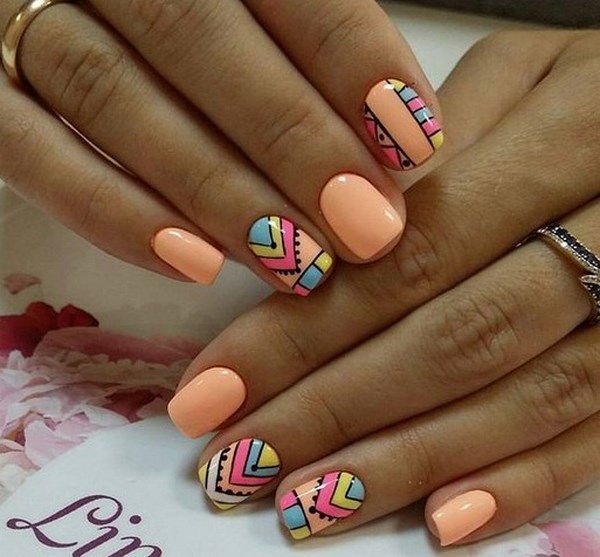 Belle manucure de pêche 2025-2026: les meilleures idées, design, nouveaux articles