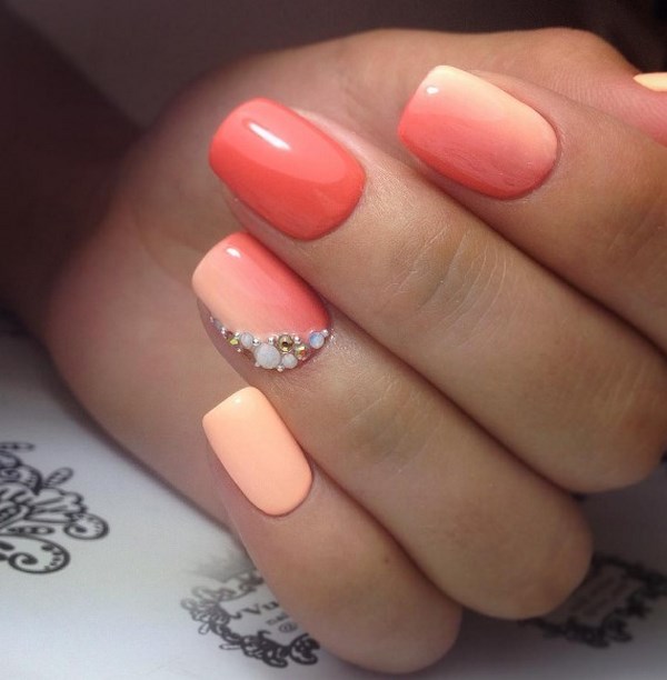 Belle manucure de pêche 2025-2026: les meilleures idées, design, nouveaux articles