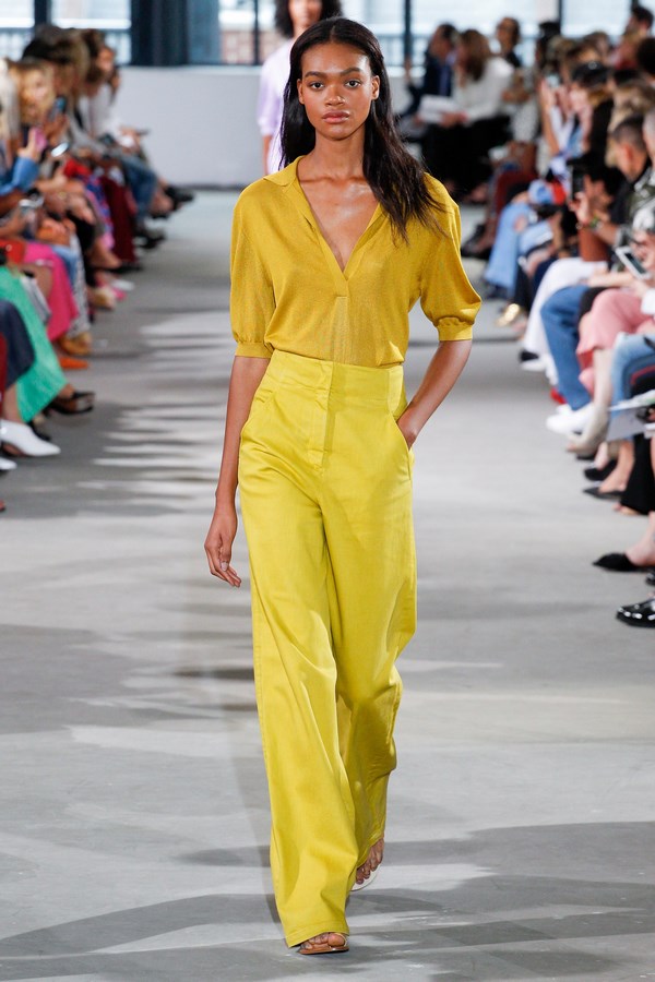 Les couleurs de vêtements les plus à la mode 2026: les meilleures combinaisons de couleurs, les tendances de couleurs à la mode