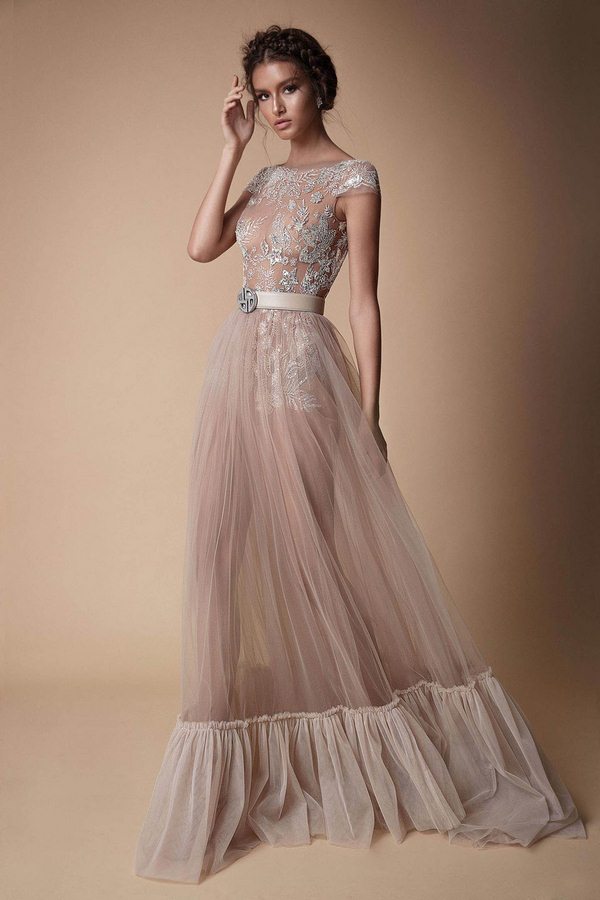 Robes de soirée à la mode et les plus belles 2025-2026