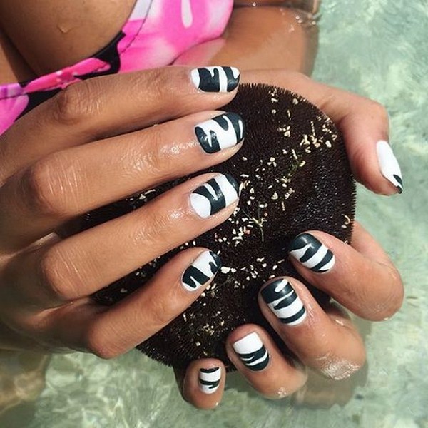 Belle manucure noir et blanc 2025-2026: les meilleures idées de conception d'ongles en noir et blanc dans différents styles