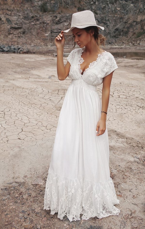 Belles robes d'été de la saison 2025-2026: les meilleurs modèles, nouveaux produits, tendances - photo