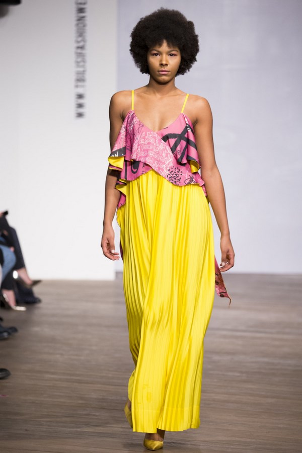 Belles robes d'été de la saison 2025-2026: les meilleurs modèles, nouveaux produits, tendances - photo