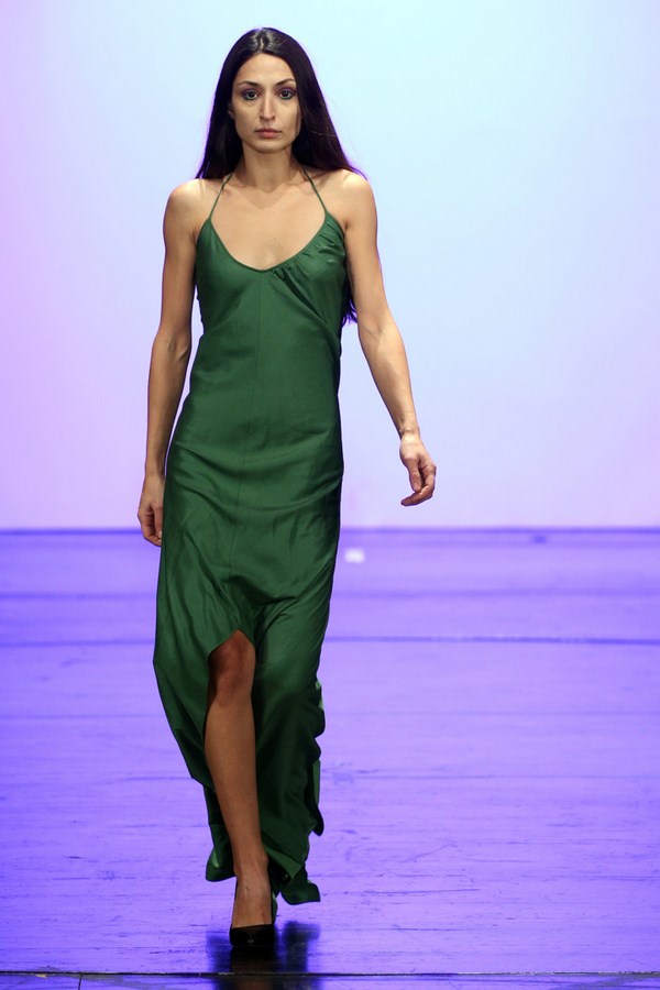 Belles robes d'été de la saison 2025-2026: les meilleurs modèles, nouveaux produits, tendances - photo