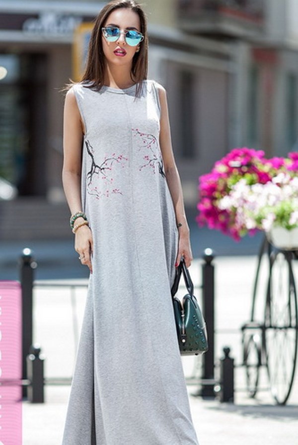 Belles robes d'été de la saison 2025-2026: les meilleurs modèles, nouveaux produits, tendances - photo