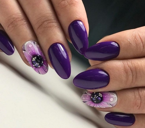 Délicieuse manucure violette 2025-2026: idées, nouveaux produits, tendances - photo