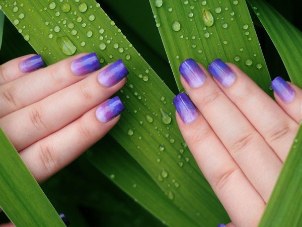 Délicieuse manucure violette 2025-2026: idées, nouveaux produits, tendances - photo