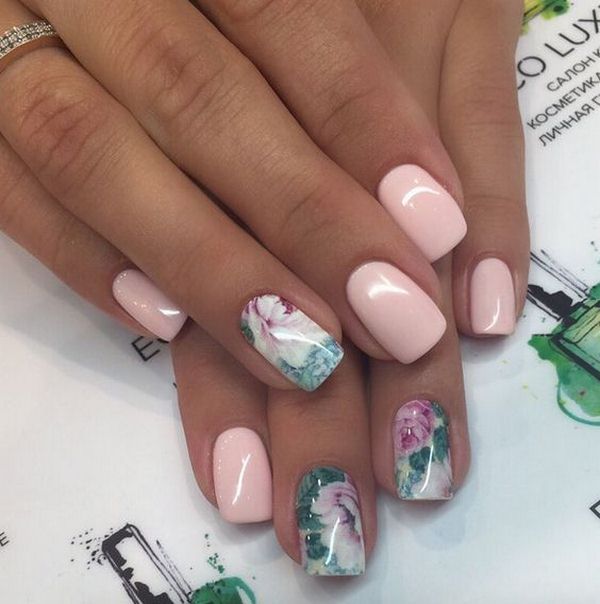 Délicieuse manucure de fleurs 2025-2026: photos, idées de manucure avec des fleurs