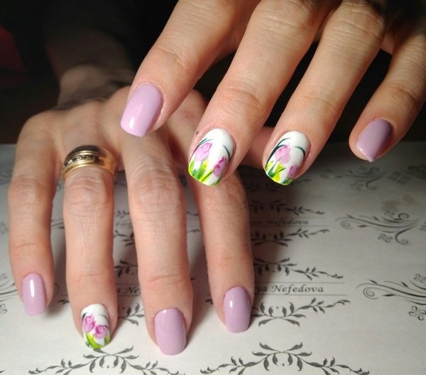 Délicieuse manucure de fleurs 2025-2026: photos, idées de manucure avec des fleurs