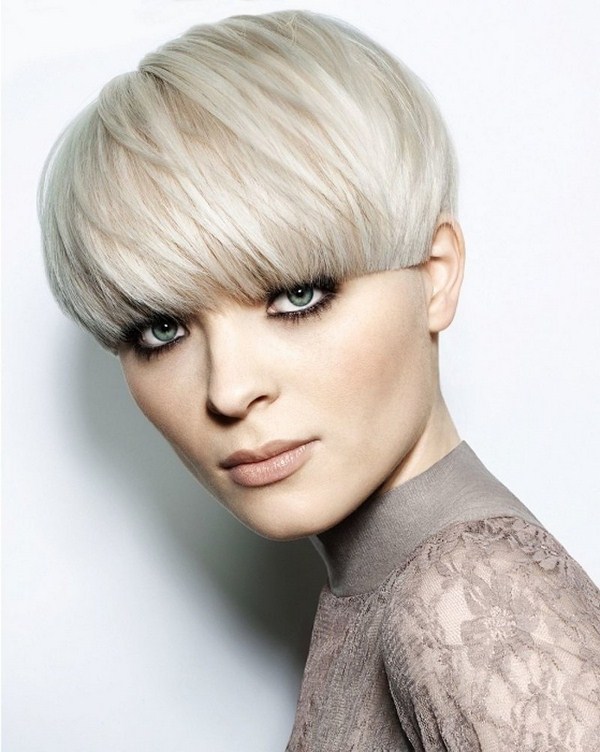 La frange la plus à la mode de 2025-2026: de belles franges dans différents styles