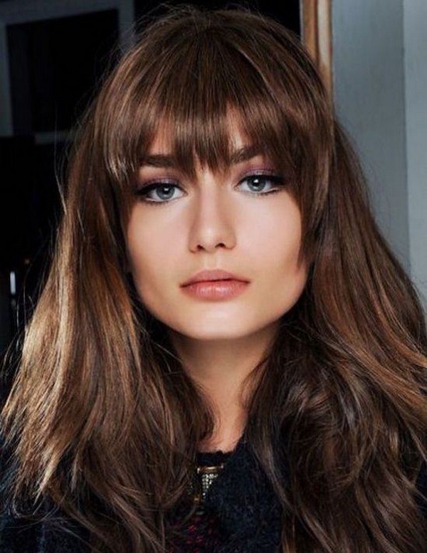 La frange la plus à la mode de 2025-2026: de belles franges dans différents styles