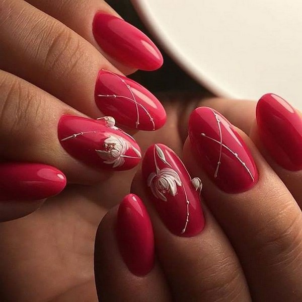 Incroyable manucure lumineuse 2025-2026: photos, nouvelles, idées pour des conceptions d'ongles brillantes