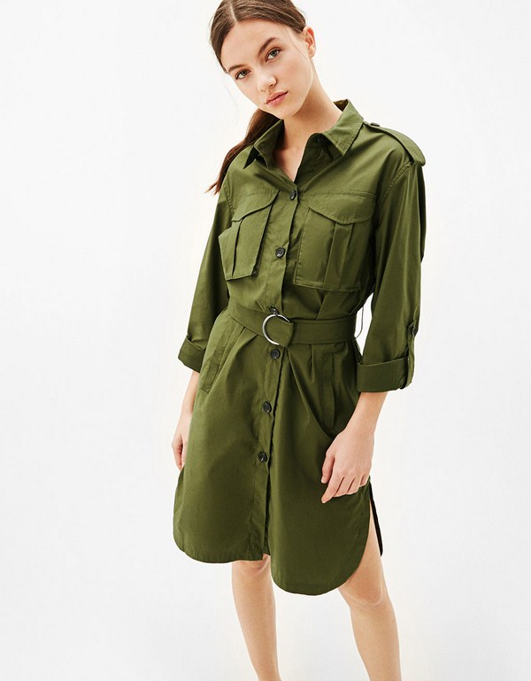 Les chemises habillées les plus en vogue de la saison 2025-2026: photos, actualités, idées d'arcs