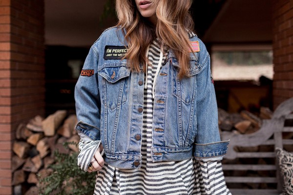 Vestes en jean tendance 2025-2026: photos, actualités, tendances