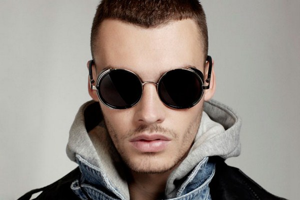 Lunettes de soleil homme tendance 2025-2026: les meilleurs modèles, nouveautés, photos