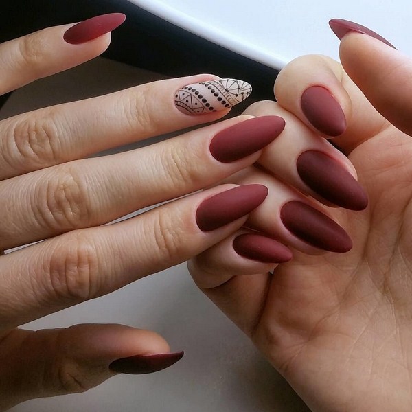 Les meilleures nouveautés de la manucure automne 2025-2026: TOP-5 technicien et TOP-5 nuances d'automne nail art