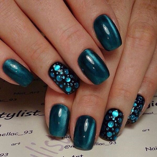 Manucure oeil de chat mystérieux 2025-2026: idées de conception d'ongles