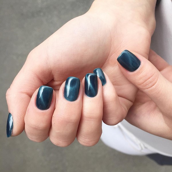 Manucure oeil de chat mystérieux 2025-2026: idées de conception d'ongles