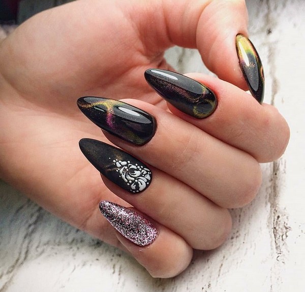 Manucure oeil de chat mystérieux 2025-2026: idées de conception d'ongles