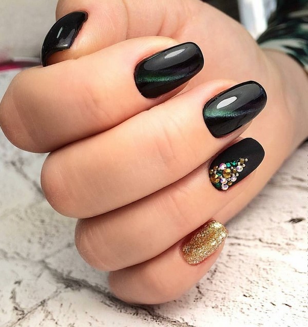 Manucure oeil de chat mystérieux 2025-2026: idées de conception d'ongles