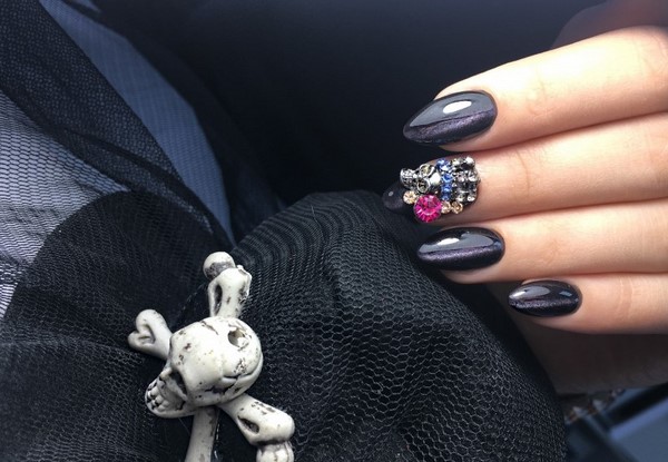 Manucure oeil de chat mystérieux 2025-2026: idées de conception d'ongles