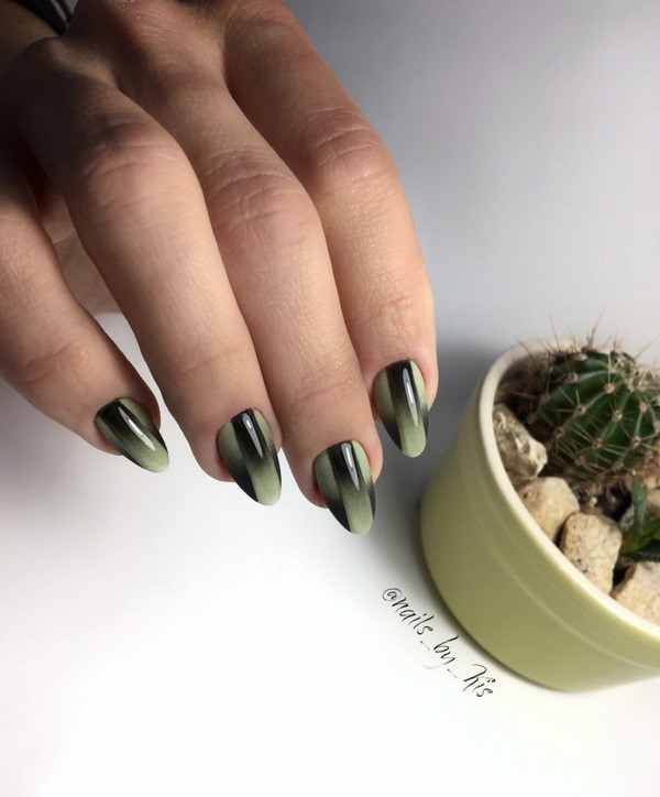 Une merveilleuse manucure pour les ongles en amande 2025-2026: photos