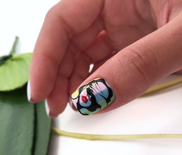 Tendance manucure 2025-2026: Eye See You Nail Art dans les meilleures idées de la photo