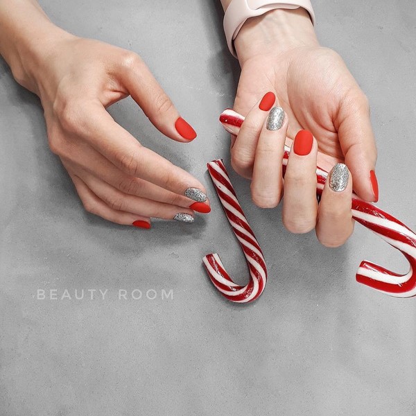 Les ongles les plus en vogue de 2025-2026: meilleures idées sur plus de 80 photos