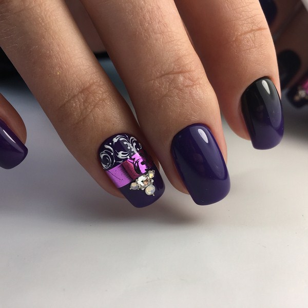 Brillante manucure du Nouvel An 2026: exemples de photos