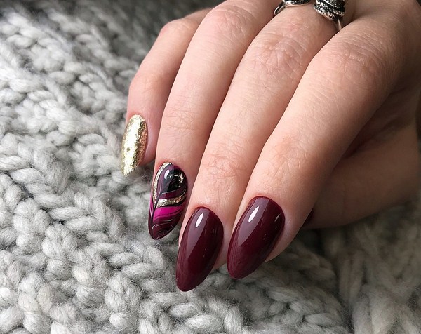 Brillante manucure du Nouvel An 2026: exemples de photos