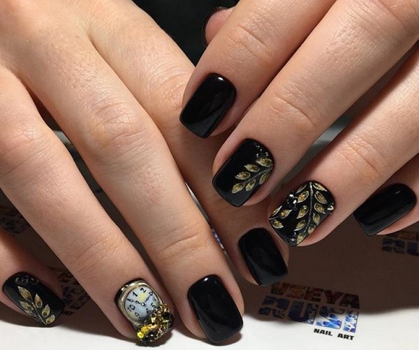 Brillante manucure du Nouvel An 2026: exemples de photos